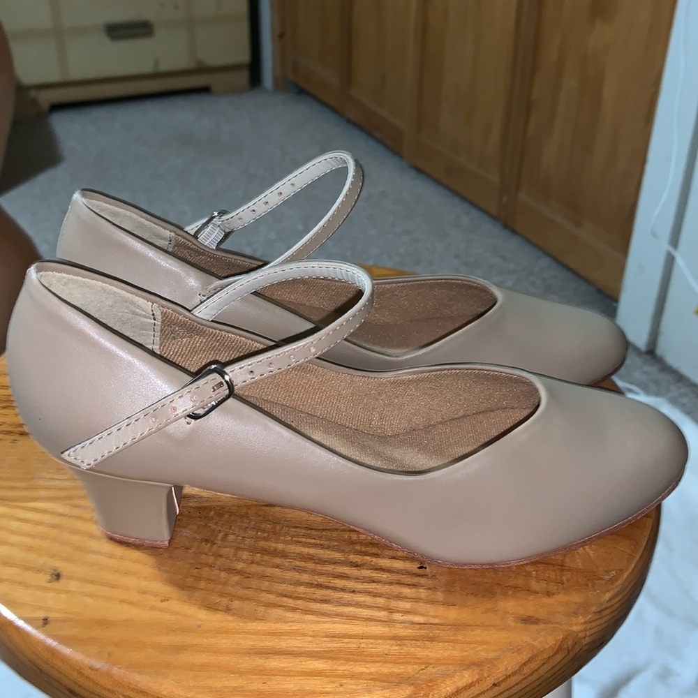 Sodanca Cindy 1.5” character shoes tan leather ankle strap leather sole new 10